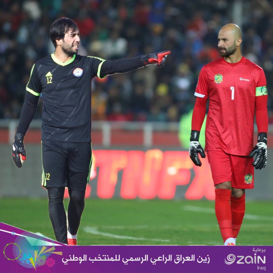 غياب الحارسين جلال حسن وأحمد باسل عن قائمة المنتخب الوطني لمباراتي إيران ولبنان لعدم امتلاكهما جواز سفر ساري المفعول!!.