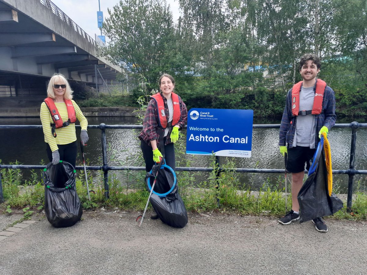 CrtPonting's tweet photo. We'll be busy creating #wildflower meadow and hedge planting on the Ashton #canal this Friday!
Get #outdoors and get involved in the #GreenrecoveryChallengeFund!
🌷🌿🌼
@CRTNorthWest @CanalRiverTrust @gmenvfund @IWA_UK @Lancswildlife #ActNowforCanals #GRCF #LifesBetterByWater https://t.co/1z09lrtFbt