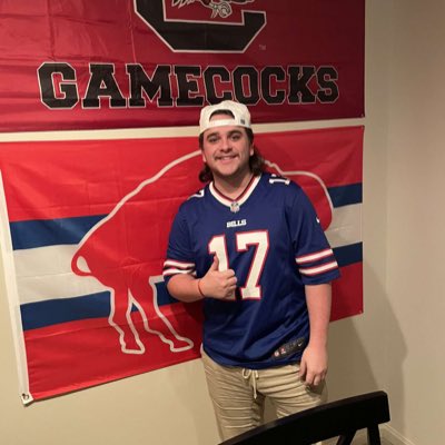 CSpacek_'s tweet photo. #NewProfilePic I lost a bet on my own podcast (@chucktalk_ ) go listen and download https://t.co/TO2HjQyCda https://t.co/rVMJqebaK4