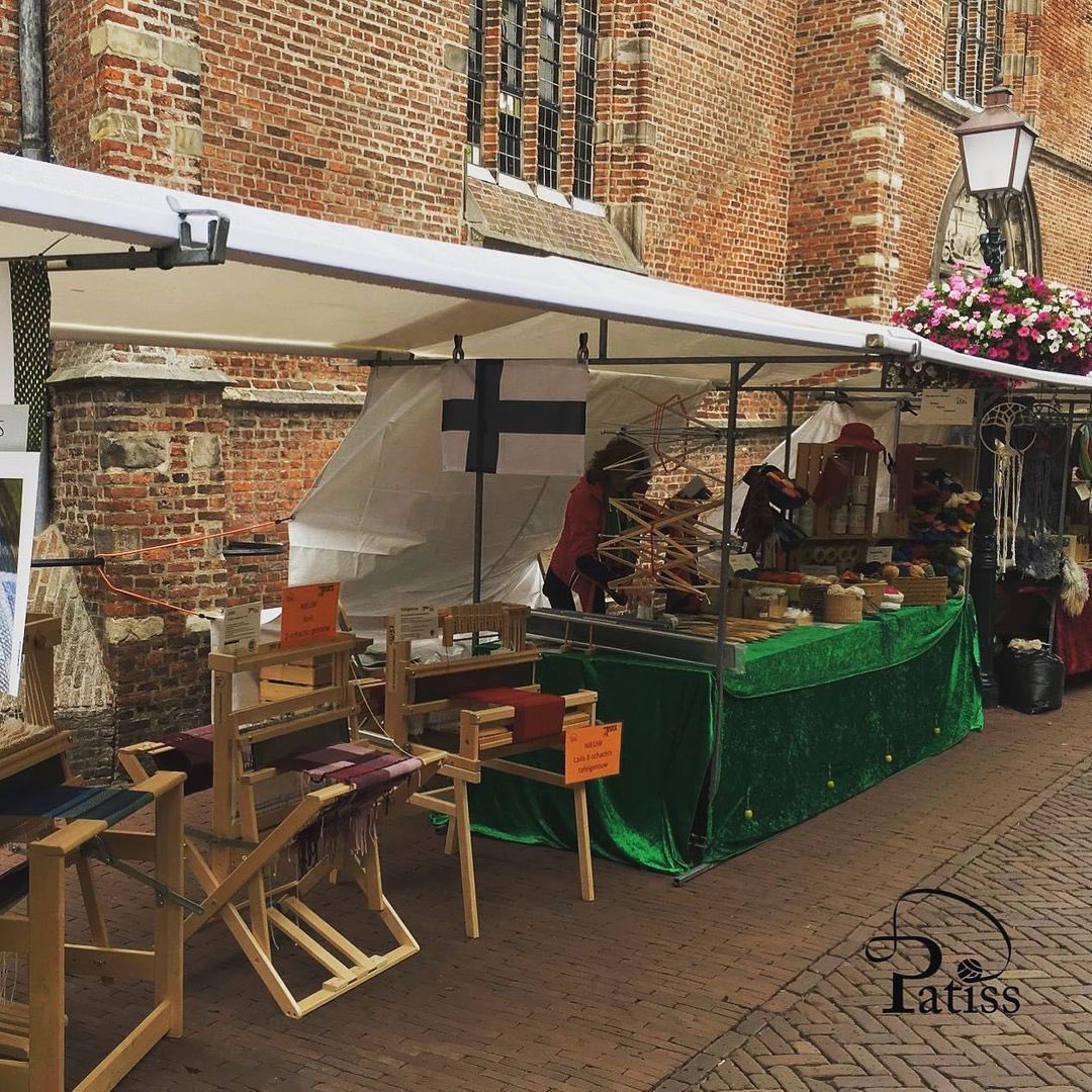 PaulBlaak's tweet photo. Weversmarkt Hoorn nh, er is een datum voor de Weversmarkt 2022!!! Hopelijk zien we jullie op woensdag 20 juli in het centrum van Hoorn. Zet vast in je agenda. Wel onder voorbehoud, niets is zeker helaas, houd deze pagina in de gaten voor nadere informatie. https://t.co/jWjCjMczRQ