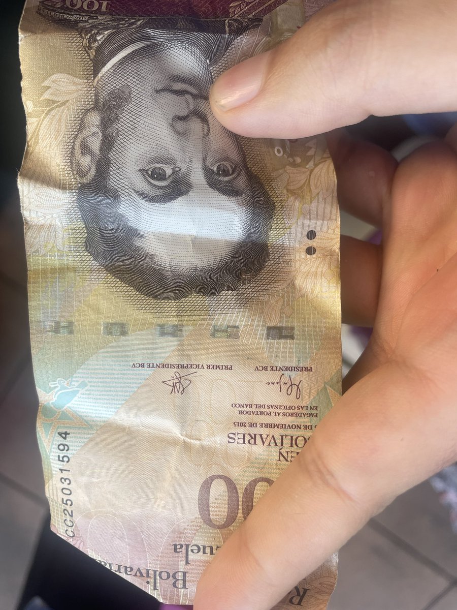 BenGuizmo's tweet photo. @Yazalna @RestitutorOrien @MarocainDeter Si si c’est encore le cas , même en colombie on en trouve dehors jetés https://t.co/w2lAYE40nV