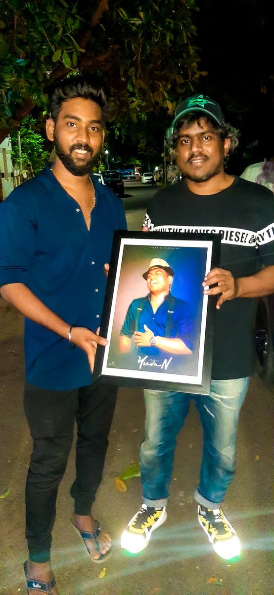 Vijay74874808's tweet photo. Spread love ❤️ @thisisysr

#U1 #u1fans #YuvanShankarRaja https://t.co/K8GThjPMFT