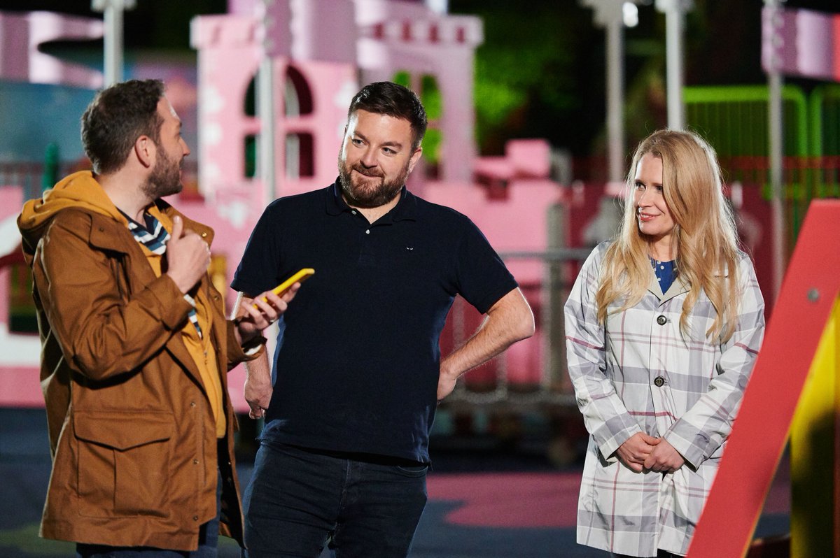 4Viewers's tweet photo. ‘@RonJichardson, @LucyABeaumont, @alex_brooker and @joshwiddicombe experience the childlike joy of #OneNightInLegoland tonight at 10pm on @Channel4 https://t.co/mHIN3wbhyr