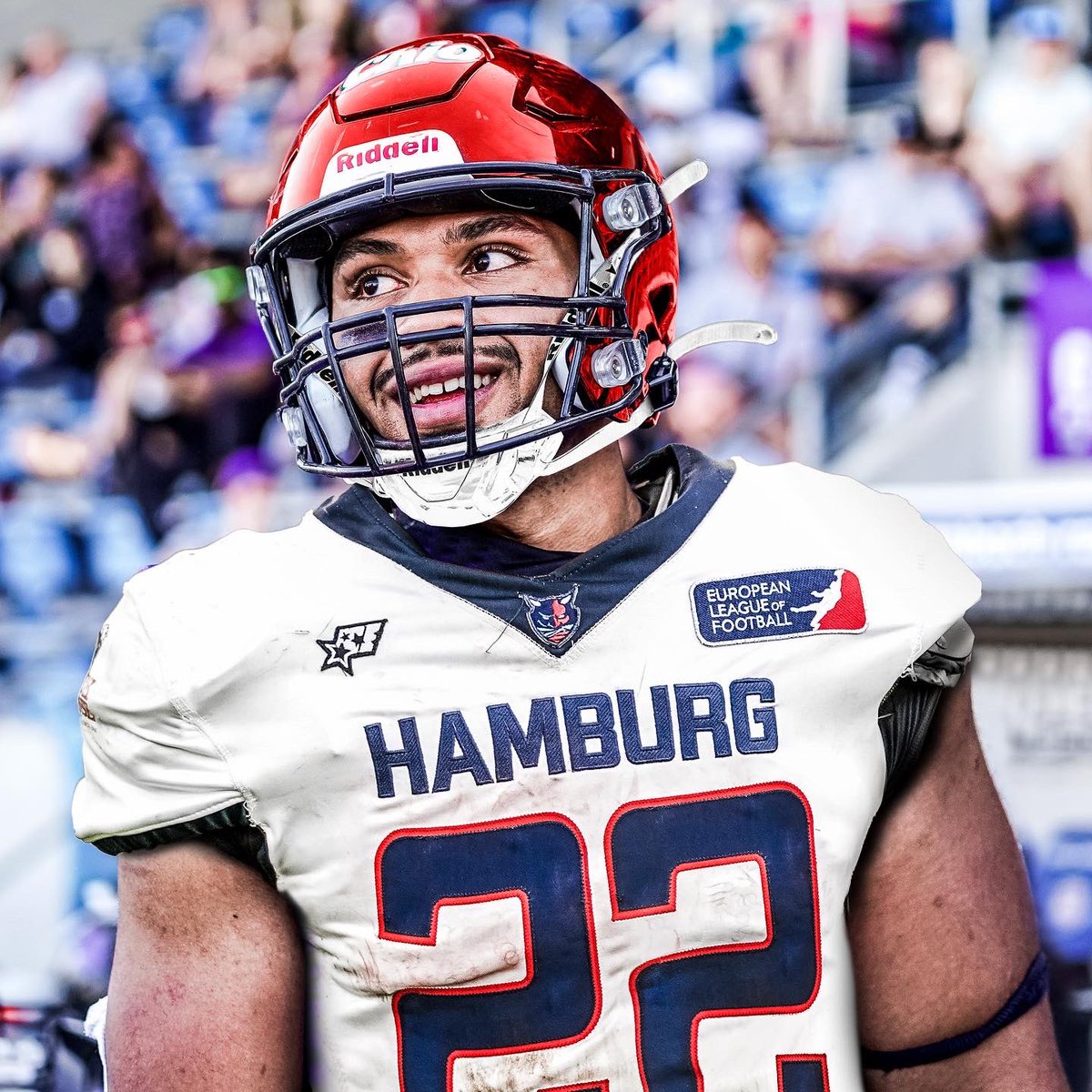 Looking good in the right colors 👀 Find some of his highlights down below 👇🔥

#CatchTheWave