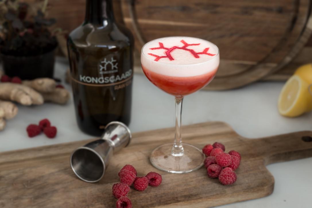Cheers to our beloved Queen.
50 years of reign 👑. Let's celebrate.
50ml Kongsgaard gin
30ml Lemon juice
30ml IPA syrup
20ml Aquafaba (Chickpea brine)
5 Raspeberries