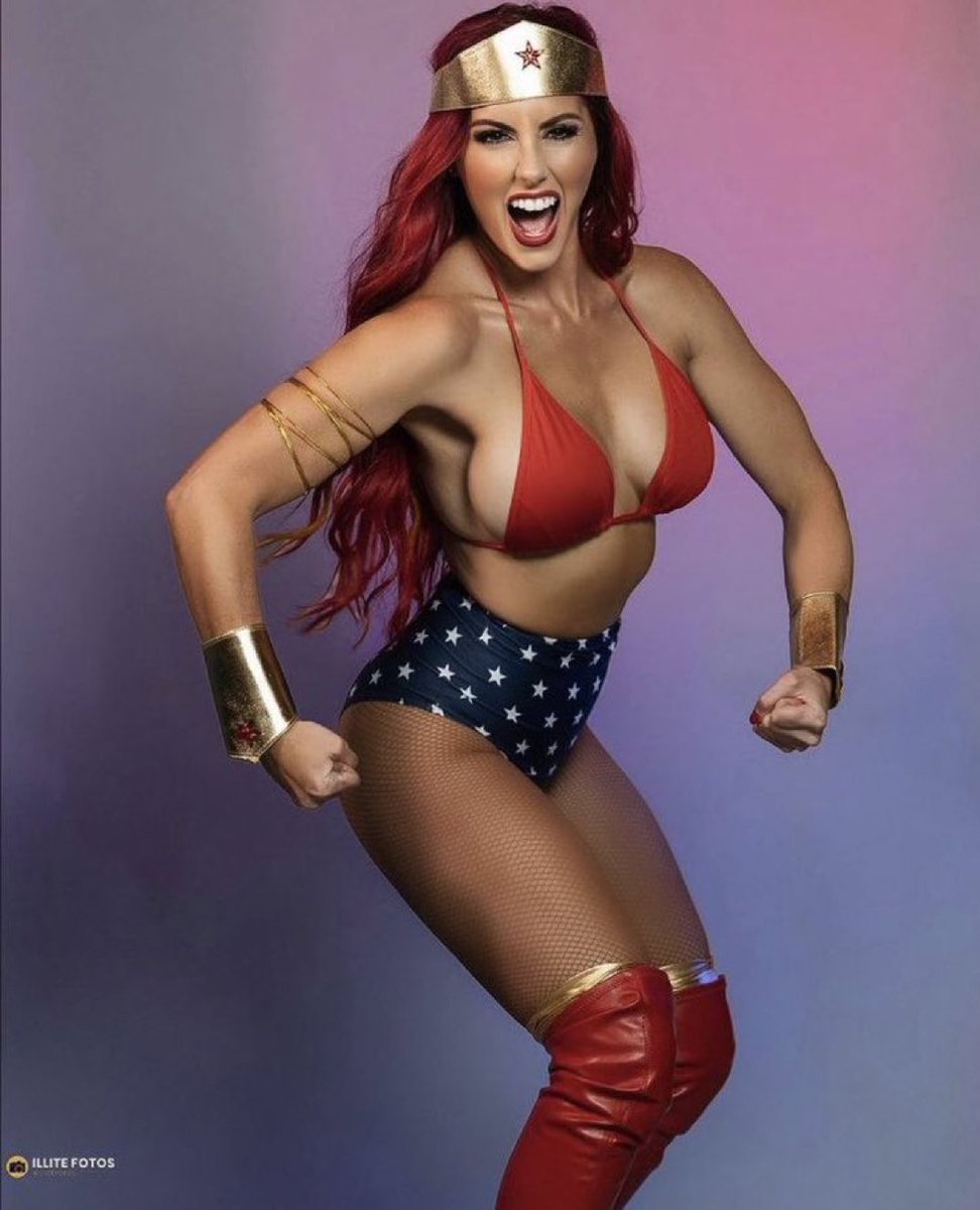 DarrylB1979 (@darrylb1979) on Twitter photo #ff 1 of my favorite wrestlers in the world she loves popcorn and collecting titles so follow <a href="/SantanaGarrett_/">SANTANA GARRETT</a> & buy her shirt prowrestlingtees.com/santanagarrett #ff 1 of my favorite wrestlers in the world she loves popcorn and collecting titles so follow <a href="/SantanaGarrett_/">SANTANA GARRETT</a> & buy her shirt prowrestlingtees.com/santanagarrett