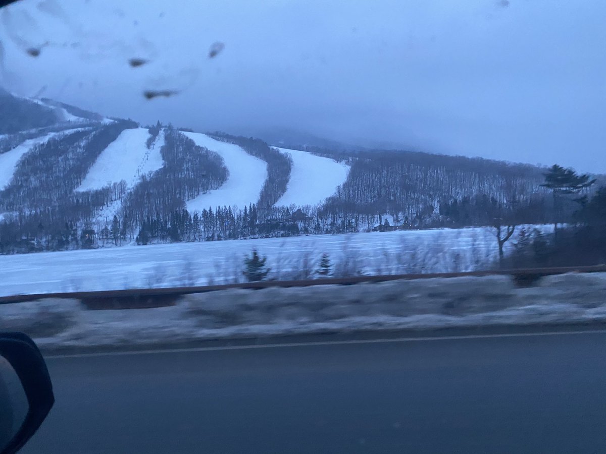 amosedale's tweet photo. #frontfive @cannonmountain this gatekeeper mountain never gets old as I travel #I93 @techmosedale 🙏 #homemountain https://t.co/p9p4oZe6Lk