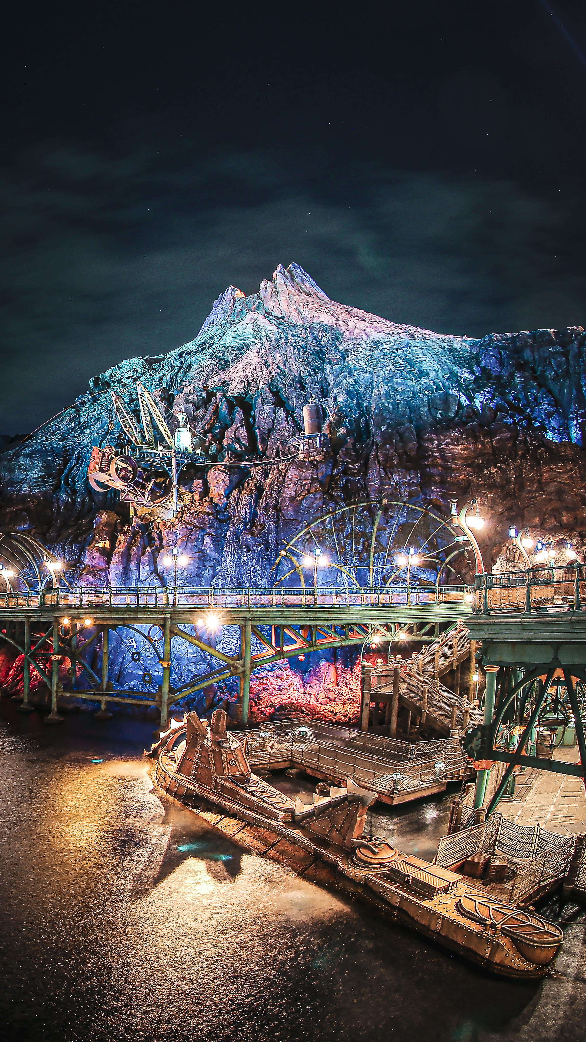 Daiki 壁紙サイズに切り取った 東京ディズニーシーの圧巻すぎる夜景 T Co Fdq2rinm1v Twitter