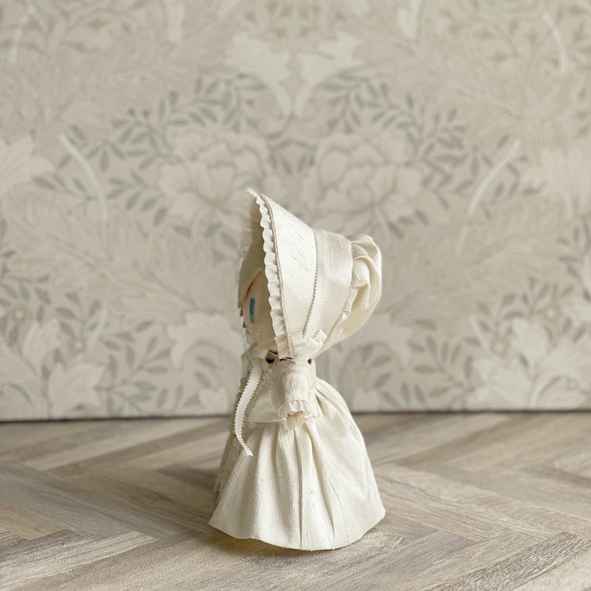 スミレ Antique Doll Eichi 天使のように真っ白で繊細な ローブ ア ラ フランセーズ ロココ調ドレスを作りました T Co K4vkrkw4zh Twitter