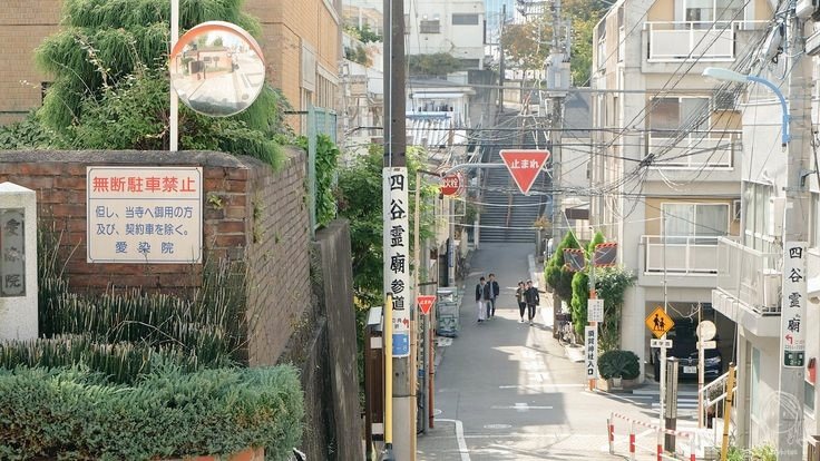 I' (@moodyonmoon) on Twitter photo 