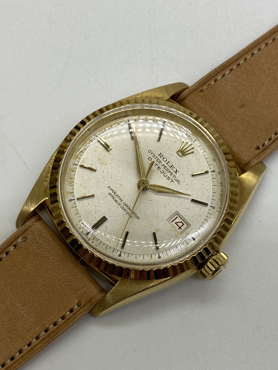 11factory11's tweet photo. 1956年製のROLEX REF6605 デイトジャスト 約65年程経過したとは思えない程程度は良い。
#ROLEX #REF6605 #18KYG https://t.co/iIqmWQBudO