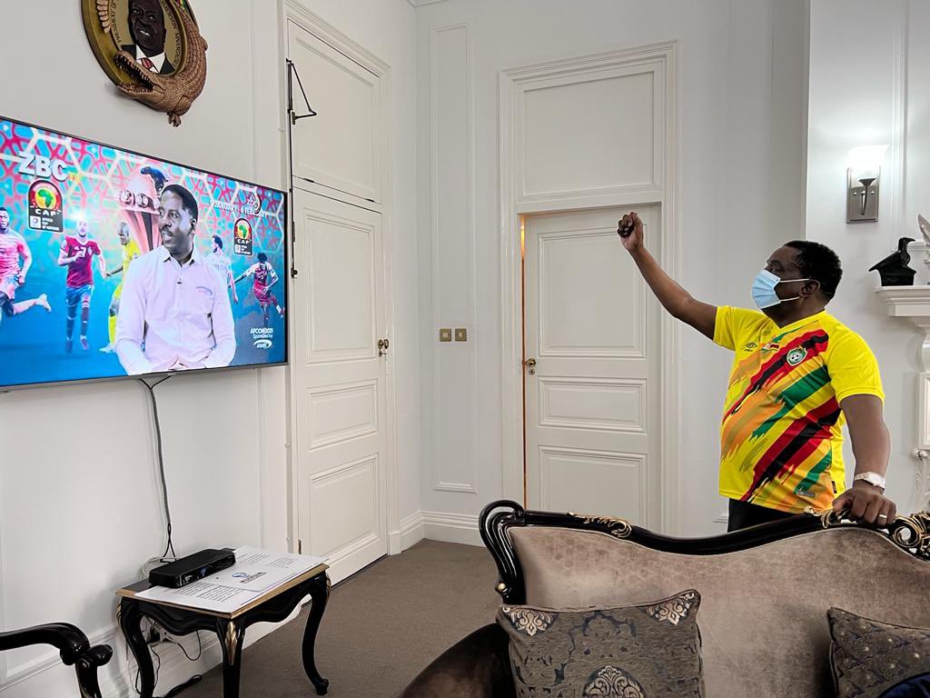 President of Zimbabwe tweet media