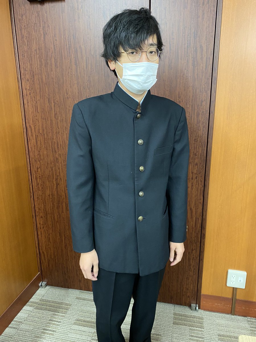oritatomohisa's tweet photo. 明日23時から放送のテレ朝のドラマ
「もしも、イケメンだけの高校があったら」に青色1号仮屋さんと出演させていただいてます🎉✨😭
ドラマに出ていいわけない2人です！！
こいつら何役だよ！！！！！！！
ぜひ観て下さーい🔥🔥🔥 https://t.co/vXyp37lkCK