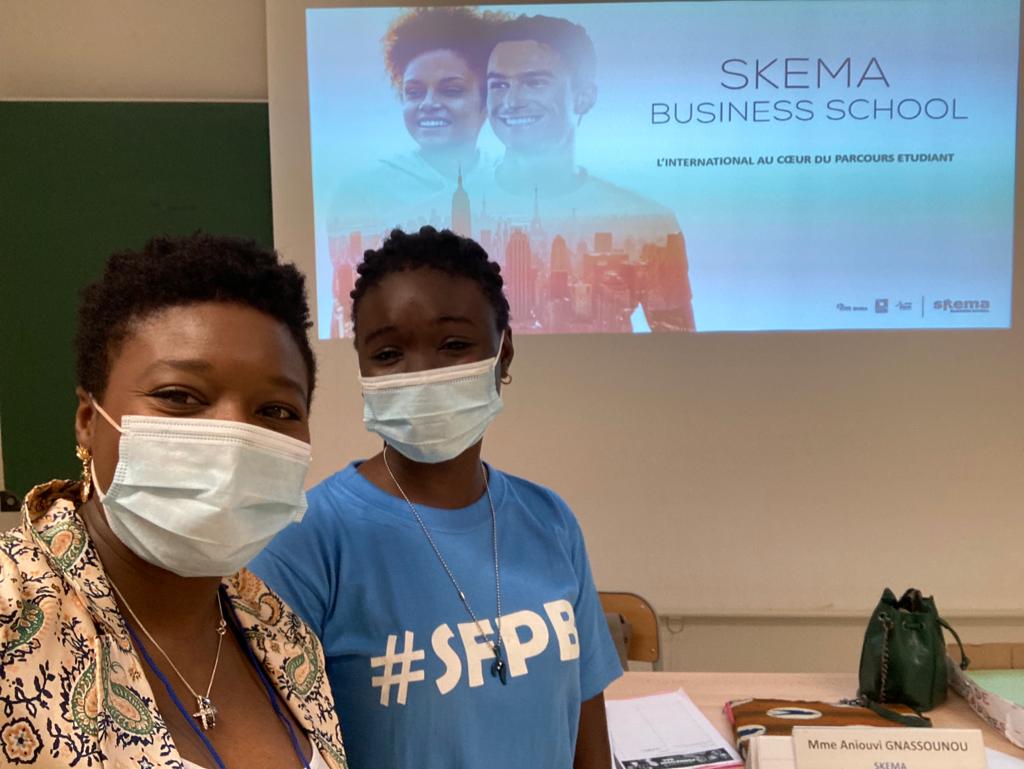 #SKEMA à démarré le #Salon des formations #postbac du  <a href="/lycee_mermoz/">Lycée Français Jean-Mermoz</a>  de Dakar 🇸🇳 par une conférence. Les élèves étaient attentifs et ont posé plein de questions. Les discussions se poursuivent sur notre stand jusque demain. #MeetSKEMA #ChooseSKEMA