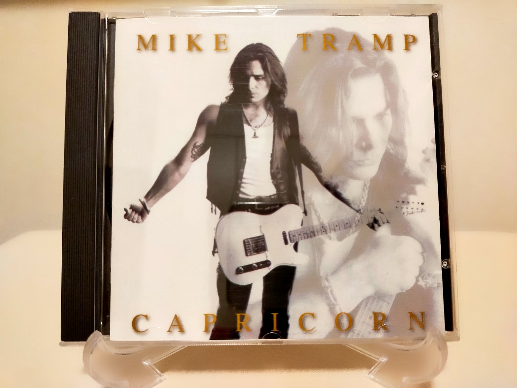 Capricorn / Mike Tramp                                          Happy Birthday  , Mike   