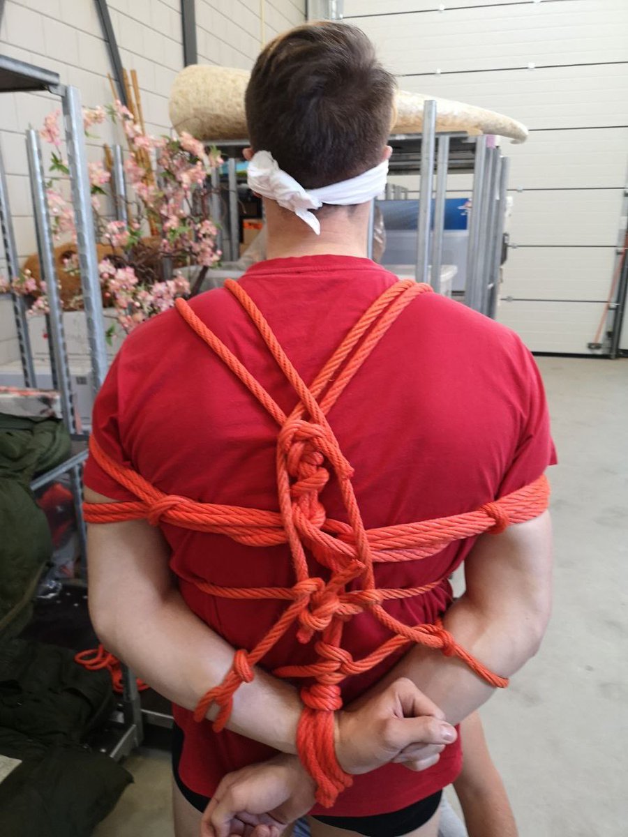 jockfeetandmore's tweet photo. Take a guess as to what happened to my sock when @TightEu got his hands on it π€¬π #boundjock #jockfeet #gagged #bondage #bound #malefeet #gayfeet https://t.co/0ocEpN0ldx