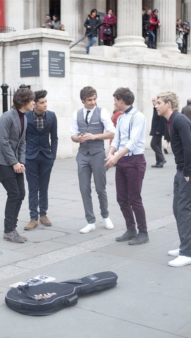 1D_Korea's tweet photo. ๐ท #10YearsOfOneThing
์๋ต 10์ฃผ๋
๊ธฐ๋
๋ฎค๋น ๋นํ์ธ๋์ท ๋ชจ์ https://t.co/CP6TqqJLID