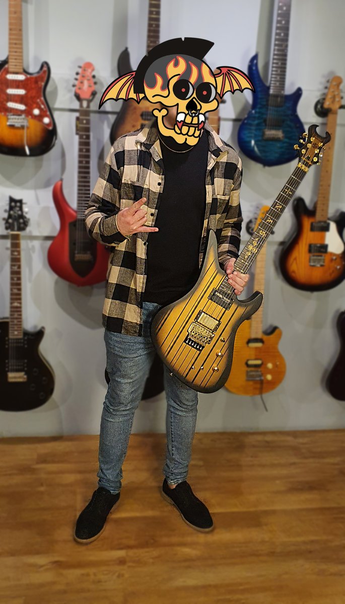 A satin gold burst to match my #41
<a href="/DeathbatsClub/">Deathbats Club</a> <a href="/SynysterGates/">EL SYD</a>