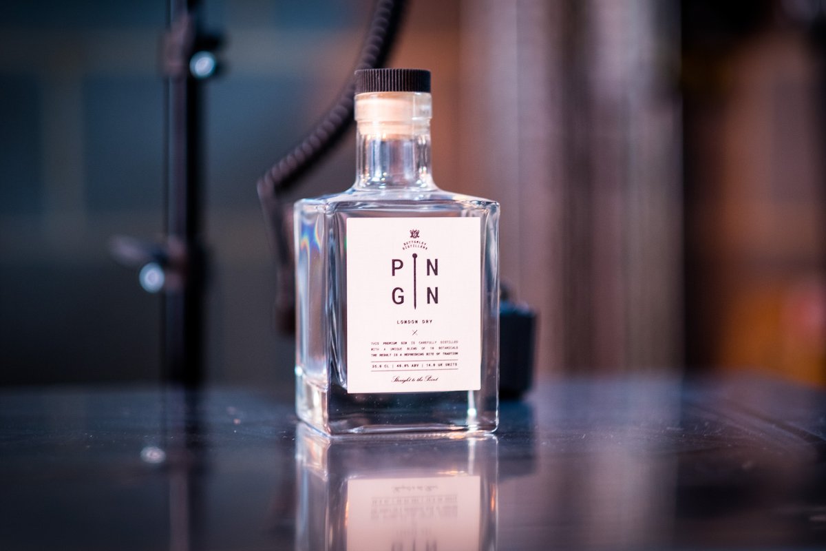 Happy Friday! Why not treat yourself and grab the last of our 35cls in the Ginuary sale at just £12.75 per bottle? BE QUICK THOUGH! Once they’re gone they’re gone! 🏃‍♀️🏃