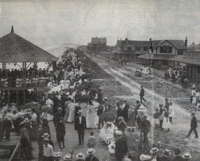 Dick Catts' mini-parade says much about the beaches dlvr.it/SH6qKc