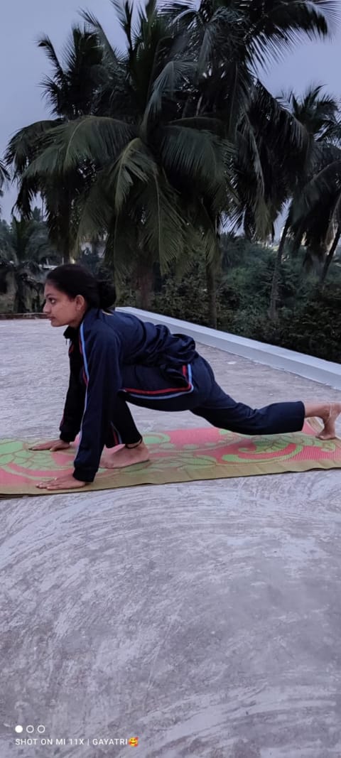NccNaval's tweet photo. #AzadiKaAmritMahotsav 
Naval Cadets of Ganjam College, Ganjam,Odisha practiced Surya Namaskar,a thanksgiving to the Sun for spreading health, wellness and happiness.
@HQ_DG_NCC
@kalinga_sagar 
@konarkkids
@DHE_Odisha
@Naveen_Odisha
@1_O_NU_Odisha
@Ganjam_Admin https://t.co/sNKRVrpV3S