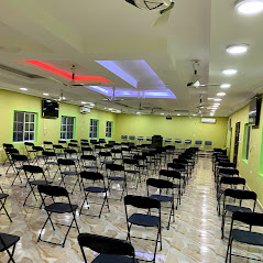 karimaeducation's tweet photo. Together with our auditorium, where our students gets to learn communication skills and public speaking, Library that enhances their brain in critical thinking and tongue in English speaking, ICT lab to help prepare them, we ensure your Childs potentials in becoming a leader. https://t.co/I5IuTn7EmK