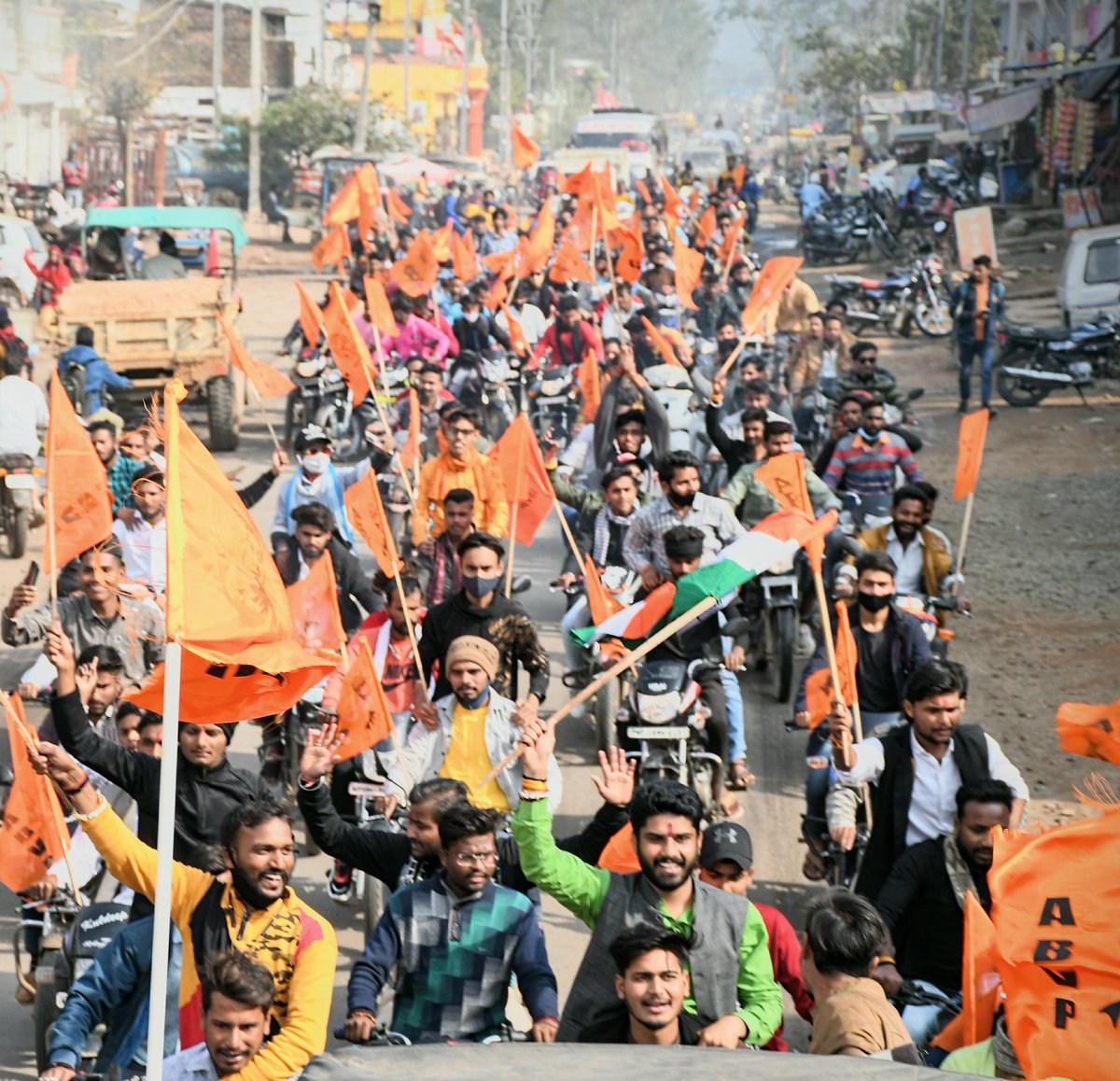 shubham808584's tweet photo. 12 जनवरी 
       ABVP
    *युवा दिवस*
        रायसेन 
भारत माता की जय।
@PrafullaAkant
@ChetasSukhadia 
@PraveenKsharmaa
@amanrai892 
@Dubey_ji_201 
@DeependraPATE20 
@ABVP_Gairatganj 
@ABVPMB 
@abvpraisen https://t.co/dYYw3s6KRu