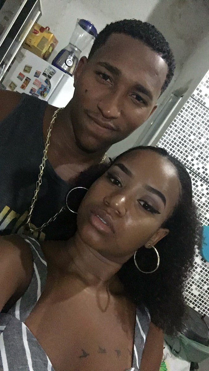 larynigg's tweet photo. 3 anos, 36 meses, 1.095 dias, 25.920 horas, 1.555.200 minutos sem você meu irmão, jamais esquecerei quem foi para mim e nossa família, saudades dos seus cuidados seus carinhos e a da nossa cumplicidade. você vive em mim eu te amo! ❤️ https://t.co/LTriYD2anq