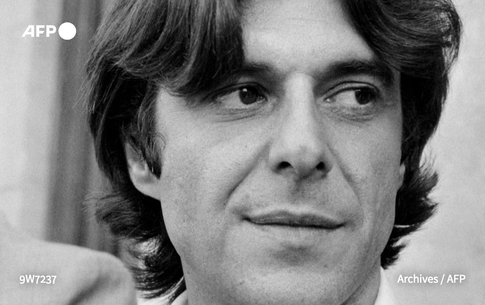 afpfr's tweet photo. L’architecte espagnol à la renommée internationale Ricardo Bofill, qui a notamment conçu en France les espaces d'Abraxas à Noisy-le-Grand ou le quartier Antigone à Montpellier, est mort à l’âge de 82 ans de complications liées au Covid-19, a annoncé sa famille à l’ #AFP https://t.co/6WfsIrM1lB