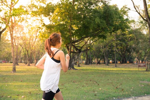 KristenJakobitz's tweet image. No need to work out for hours. Research shows as little as 15 minutes of #exercise per day may help you achieve benefits, which could include an additional 3 years of life. bit.ly/34ES7ej #fitness #health
