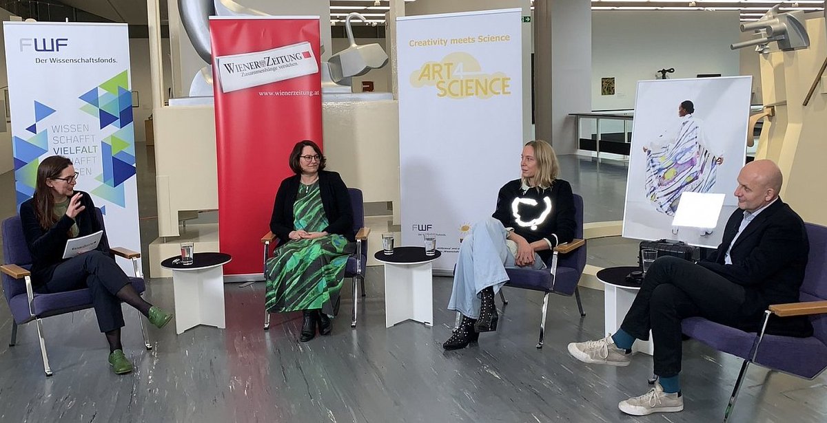 WienerZeitung's tweet image. Zum Nachlesen und Nachschauen: Wenn die Biologie zur Künstlerin wird. Über das Zusammenspiel von Wissenschaft und Kunst #WZdiskussionen #art4science -&amp;gt; wienerzeitung.at/nachrichten/wi…