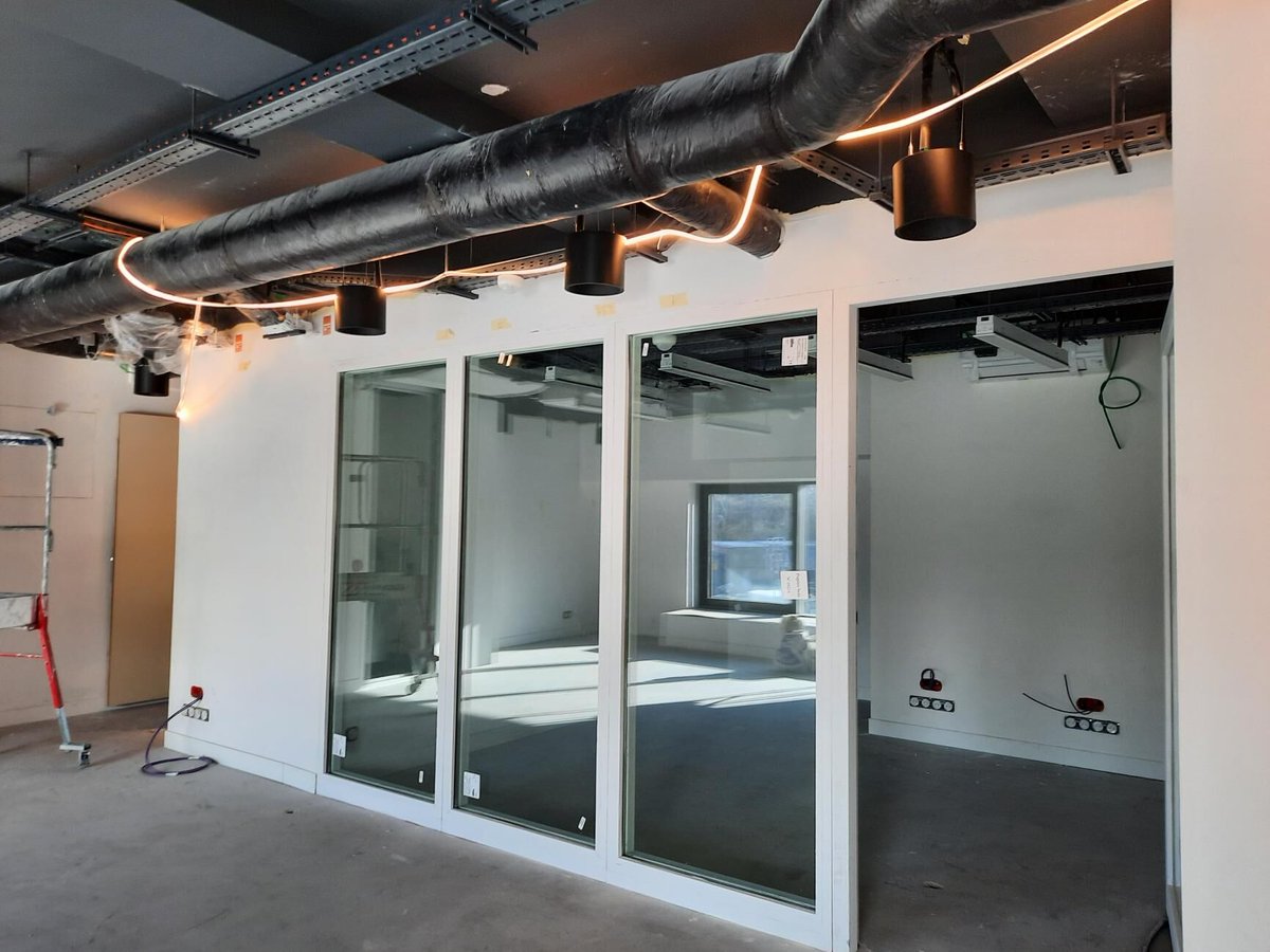 RB_Architects's tweet image. Onto the finishing touches!
Our front of house project in northern Paris is almost complete. We’re on the home straight as we hope to round the development off by the end of the month.
#DataCenters #DataCenterDevelopment #DataCenterConstruction #Construction #DesignAndBuild