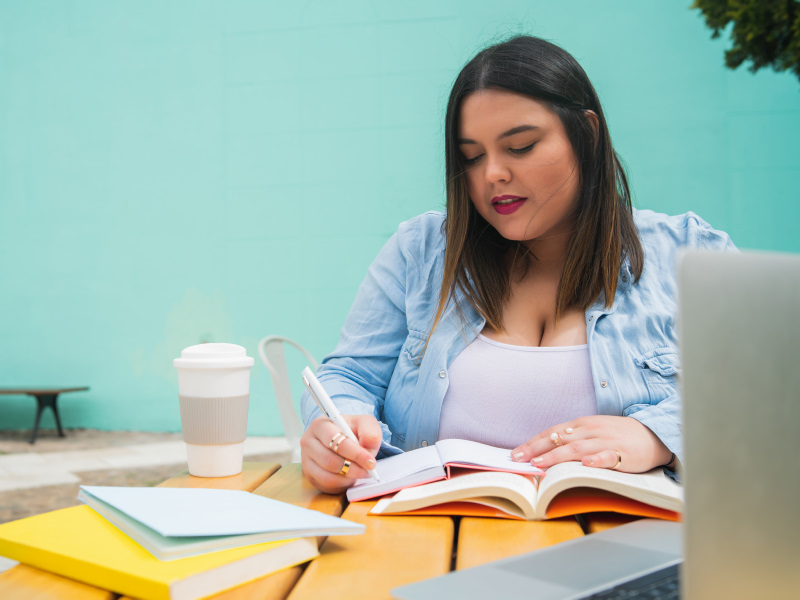 January 14 is Quitters Day
ow.ly/bv6o50HufiJ

#aging #menopause #women #trends #womenover50 #womanover50 #over50 #livingbetter #livingbetter50 #aginggracefully #positiveaging #beauty #wellness #womenhood #instawoman #antiaging #weight #health #diet #zen #fitness