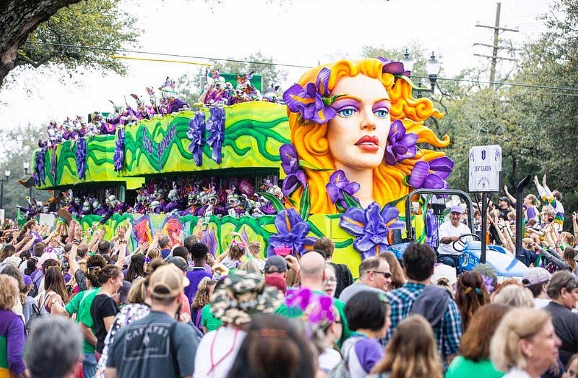 43 days. 📸: @nolanews @sophiagermer #hailiris #kreweofiris