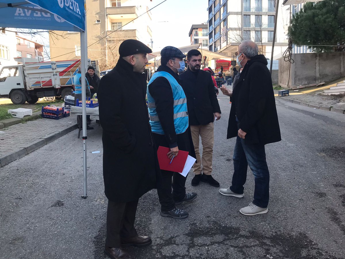 devateskilat34's tweet photo. #DevaPazarda Kartal İlçe Deva Pazar’da pazarcı esnafı ile sohbet etti ve Halk ile birlikte Pazarın nabzını ölçtü. @erhanerol @avmdemiral @devateskilat34 💧🌱👏👏👏👏 https://t.co/dKG7v9nSVg