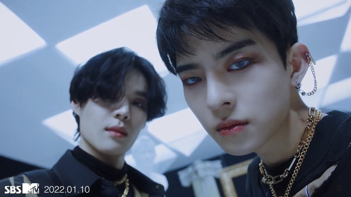 LUVBBYUNG's tweet photo. EXCUSE ME??!!π₯΅π₯΅ππ
#VICTON #VICTON_CHRONOGRAPH #VICTONCOMEBACK #VICTONISCOMING https://t.co/mf5PYJaoct