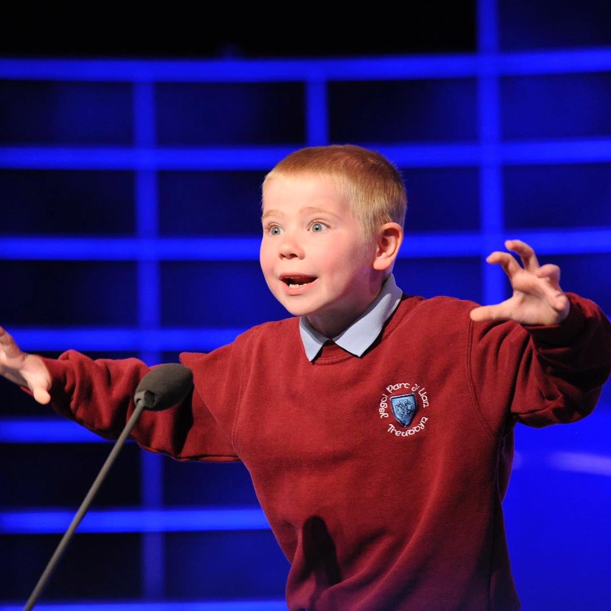 EisteddfodUrdd's tweet photo. 1 mis i fynd tan ddyddiad cau cystadlu llwyfan a maes Eisteddfod yr Urdd Sir Ddinbych 2022! ✨🎤🎉
Cofrestrwch i gystadlu yma - https://t.co/QwcSgB6o9e https://t.co/N5u0W7XPRM