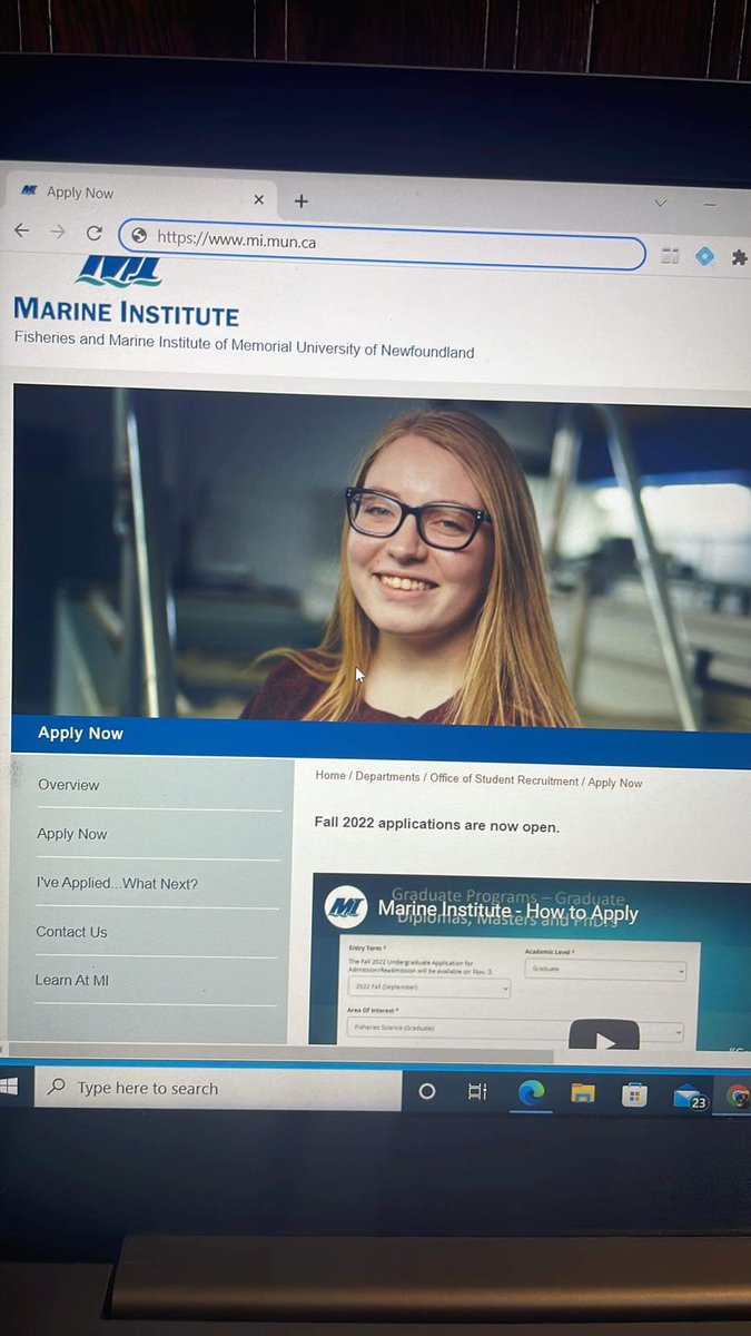 ArleneTempleman's tweet photo. In my office time I’m researching for my “Intro to Senior High” sessions. To my surprise when I hit the MI link this pic appears😊 Made my day-big time. Such a proud mom ❤️ She IS a success story👩‍🎓@marineinstitute @oceannapper @Clarenvillehigh https://t.co/fAKjcKcb5g