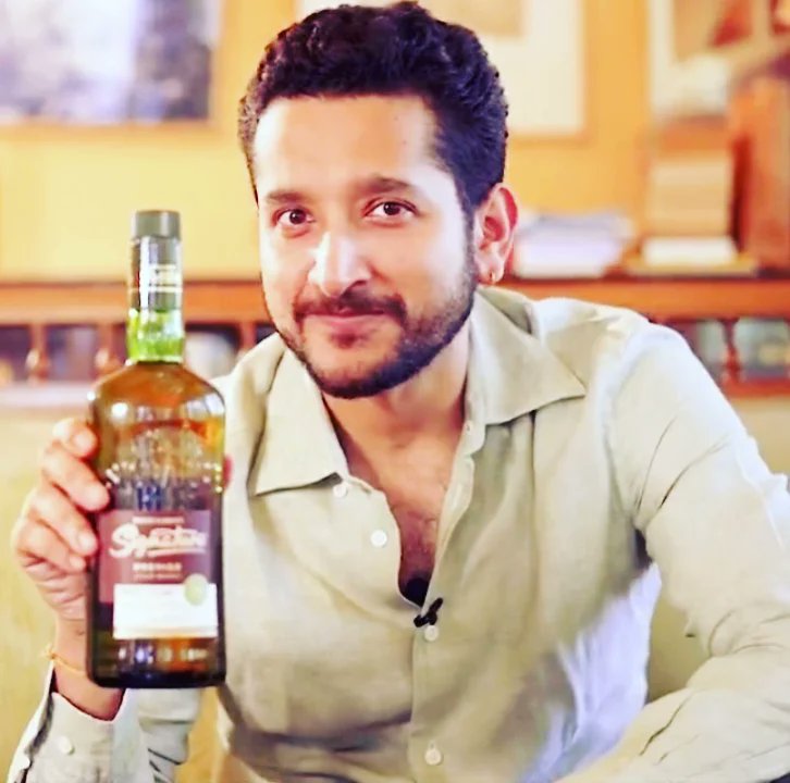 Suji_cinematic's tweet photo. He looks veryyyy handsome ๐โค
Omg๐
Love youโค๐ฅ my love @paramspeak โค
Repost from mylove @paramspeak Instagram account โค๐ฅ
#SignatureWhisky #SignaturePremierWhisky #NewSignature #CraftedFromNature #MySignature #DrinkResponsibly https://t.co/gZwsd9IPbZ