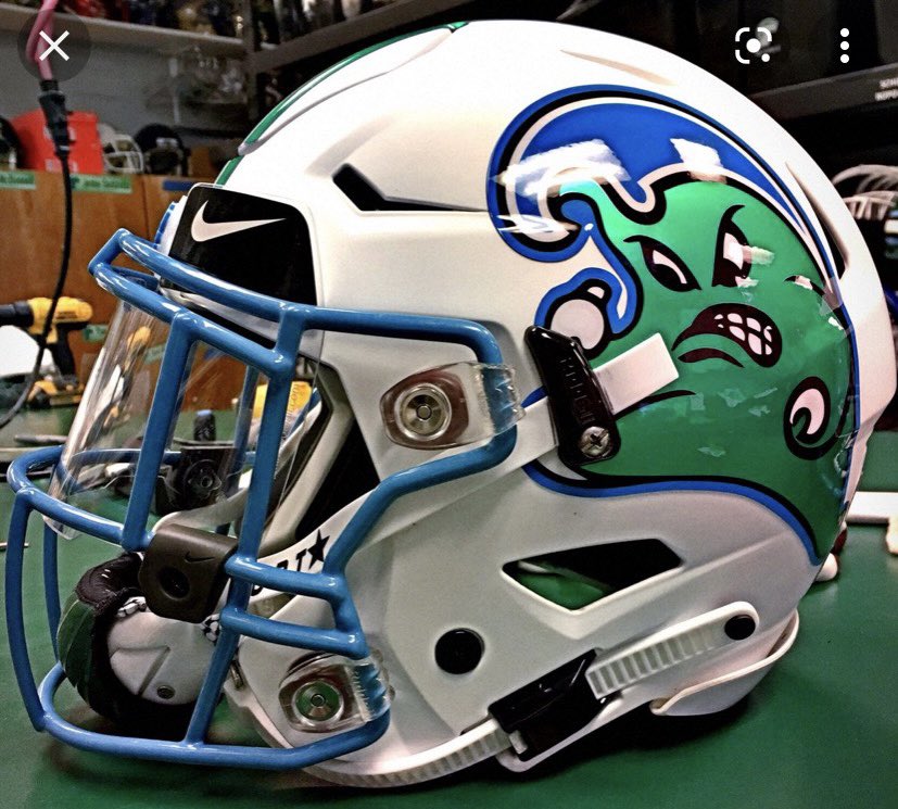 MosePhillips3's tweet photo. All Glory To God! After A Great Talk With @Coach_CHampton , I Am Extremely Blessed To Recieve An Offer From Tulane University! @Coach_WoodsCR @mose_phillips @GreenWaveFB @NatlPlaymkrsAca https://t.co/XVxbeAzBQE