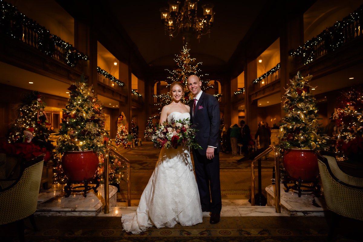 ricktakagi's tweet photo. I already miss having twinkle lights as a nice backdrop. I shot this at the Fairmont hotel in Seattle before the remodel. #seattle #seattlewedding #weddingseason2022 https://t.co/pAQHUXi1OJ