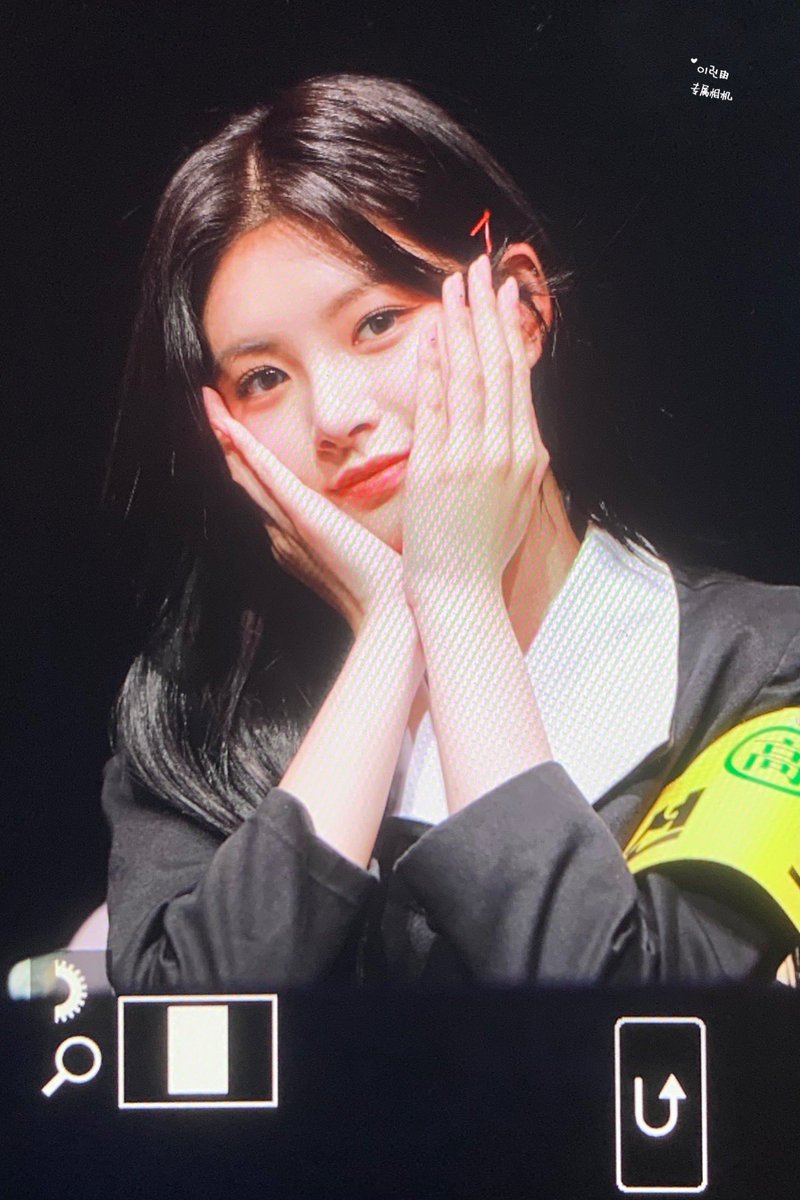 Altair1229's tweet image. 220114 팬싸 프리뷰 

#이런 #왕이런 #王怡人 #YIREN
#EVERGLOW #에버글로우