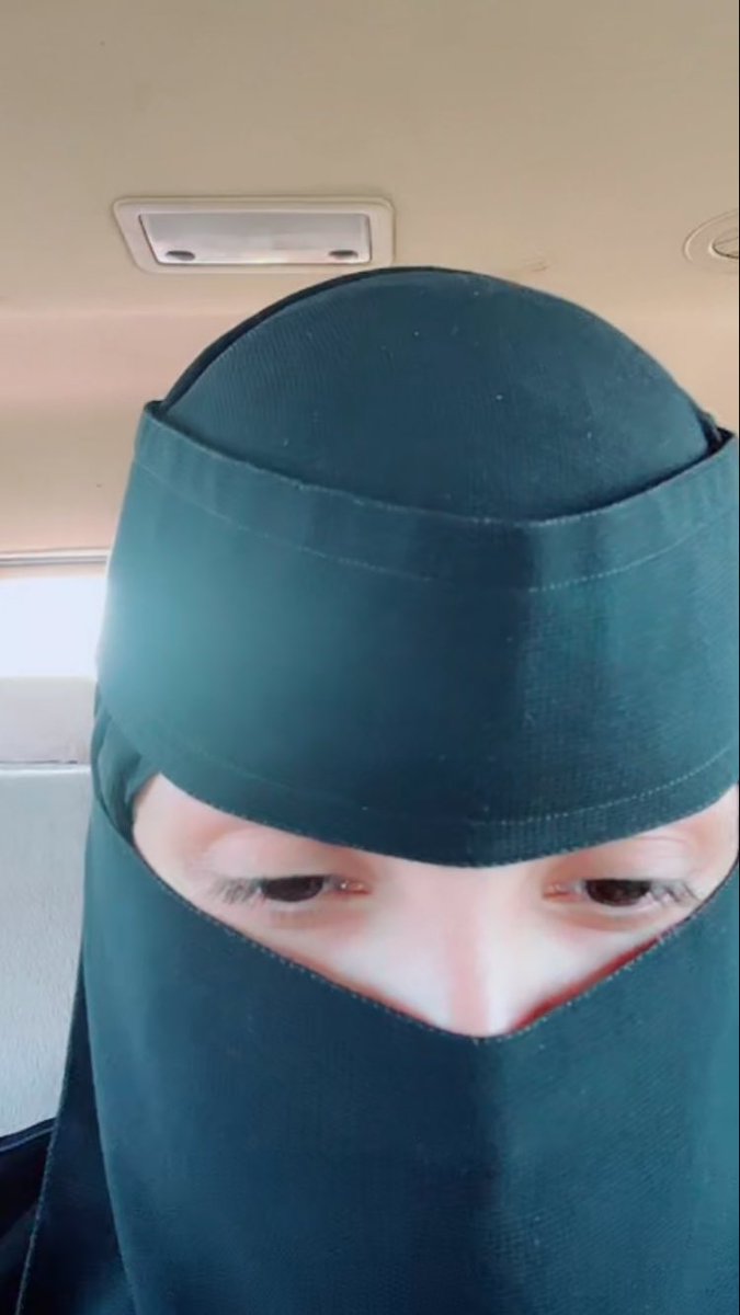 بنات شو رايكم حلوه بنقاب