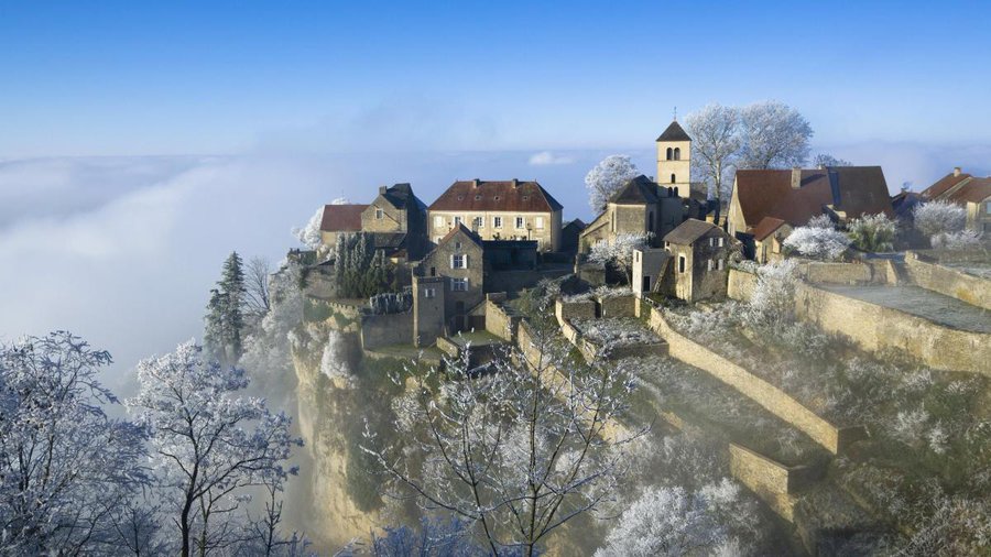 View image on Twitter