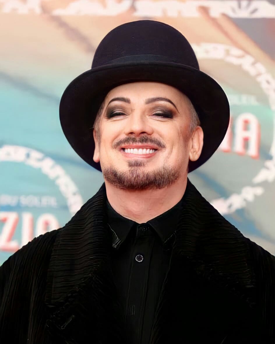 BoygeorgeBrazil's tweet photo. ✨❤ https://t.co/fqSBlm08CB