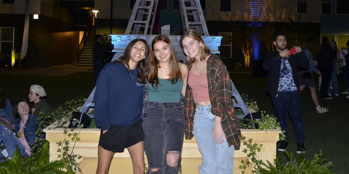Disney Programs Life tweet media