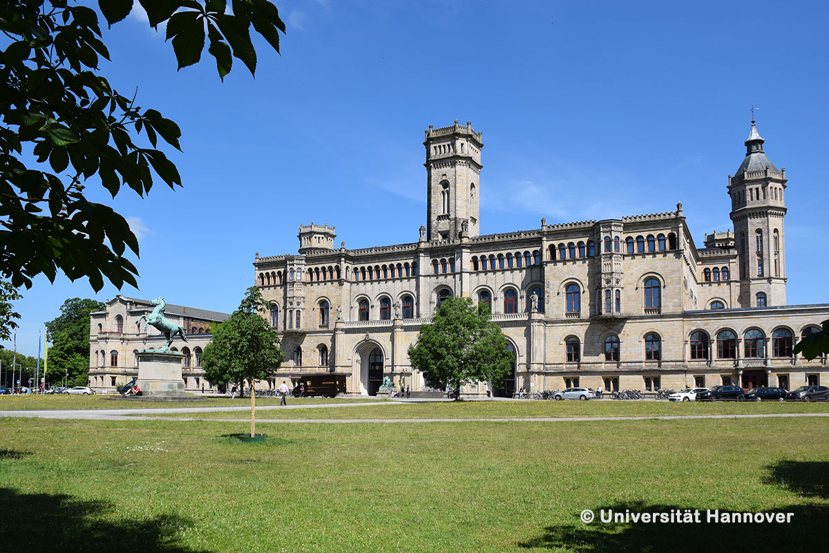 ResearchGermany's tweet photo. Did you see? The @mpi_grav at @UniHannover is offering 3 #PhD positions on #Laser and #SqueezedLight 👉https://t.co/3fCj7fxNWZ #PhDGermany #Physics https://t.co/nB1ktnhFpg
