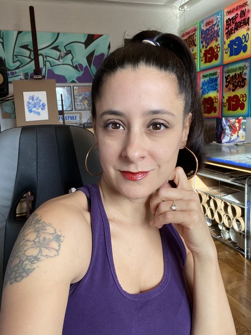 Hair and makeup done!  Getting ready to shoot my first customs of 2022 https://t.co/fhwRrDPMfT<a href="/tag/giantess"class="tags"><span>#giantess</span></a>