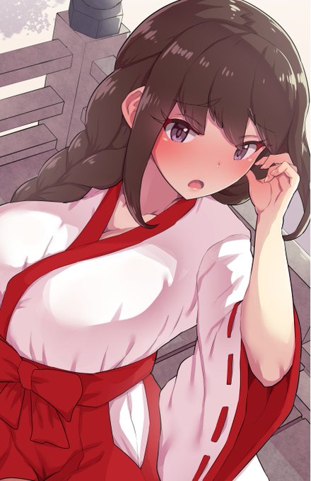 統合データはレイヤーを複製して統合したものにゆがみツールをかけ、微妙な揺れや顔の角度の変化を表現。 