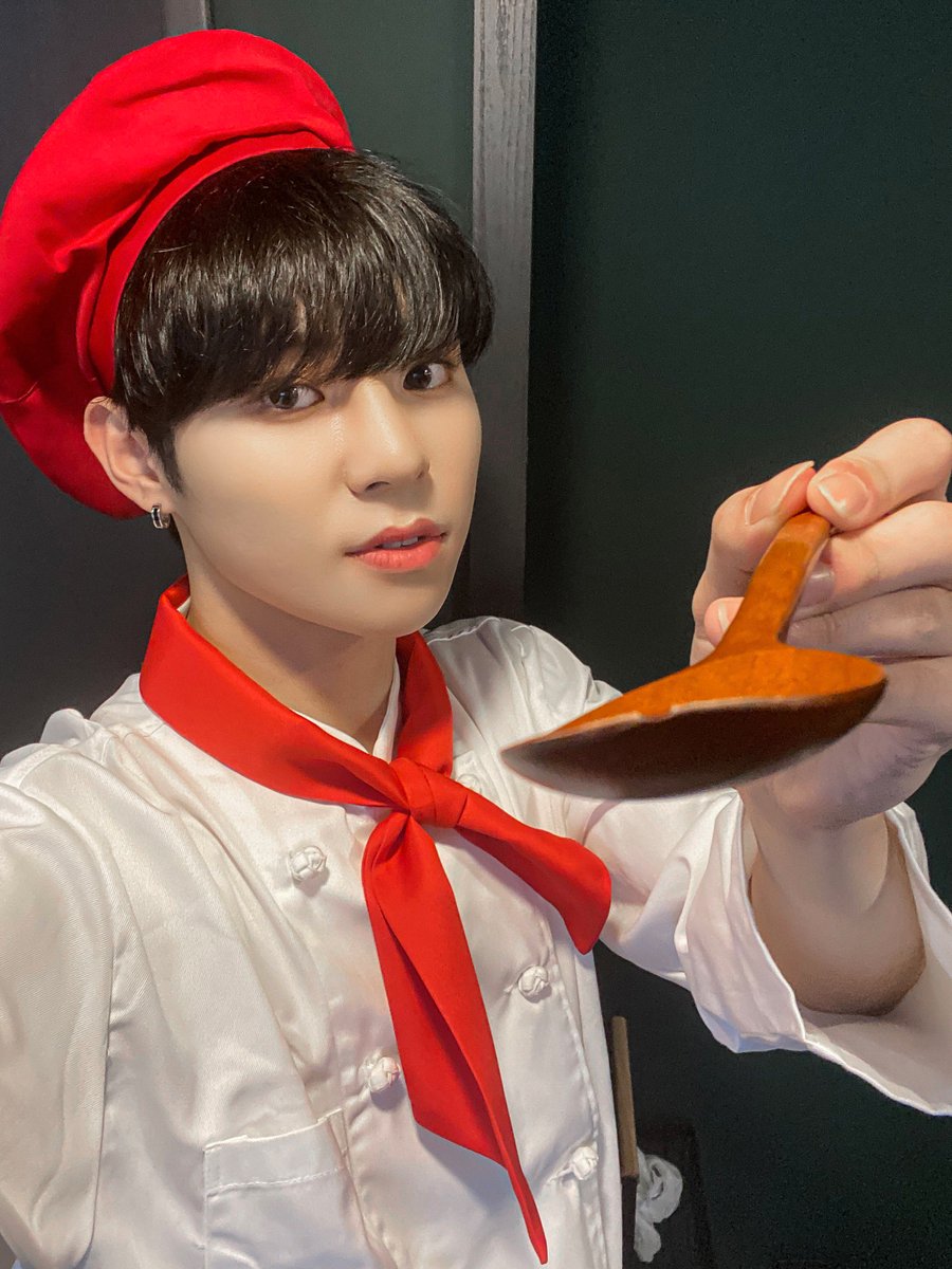 WUZO_BLITZERS's tweet photo. [📷][#BLITZERS]
🎉HBD TO JINHWA🎉
.
.
#블리처스 #JINHWA #진화 #BLITZERS_JINHWA_21ST_HBD #HAPPYJINHWADAY https://t.co/ZVDIR2cwcv